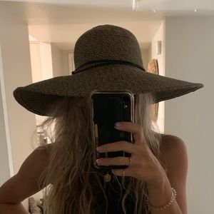 Milani Cute Beach Hat